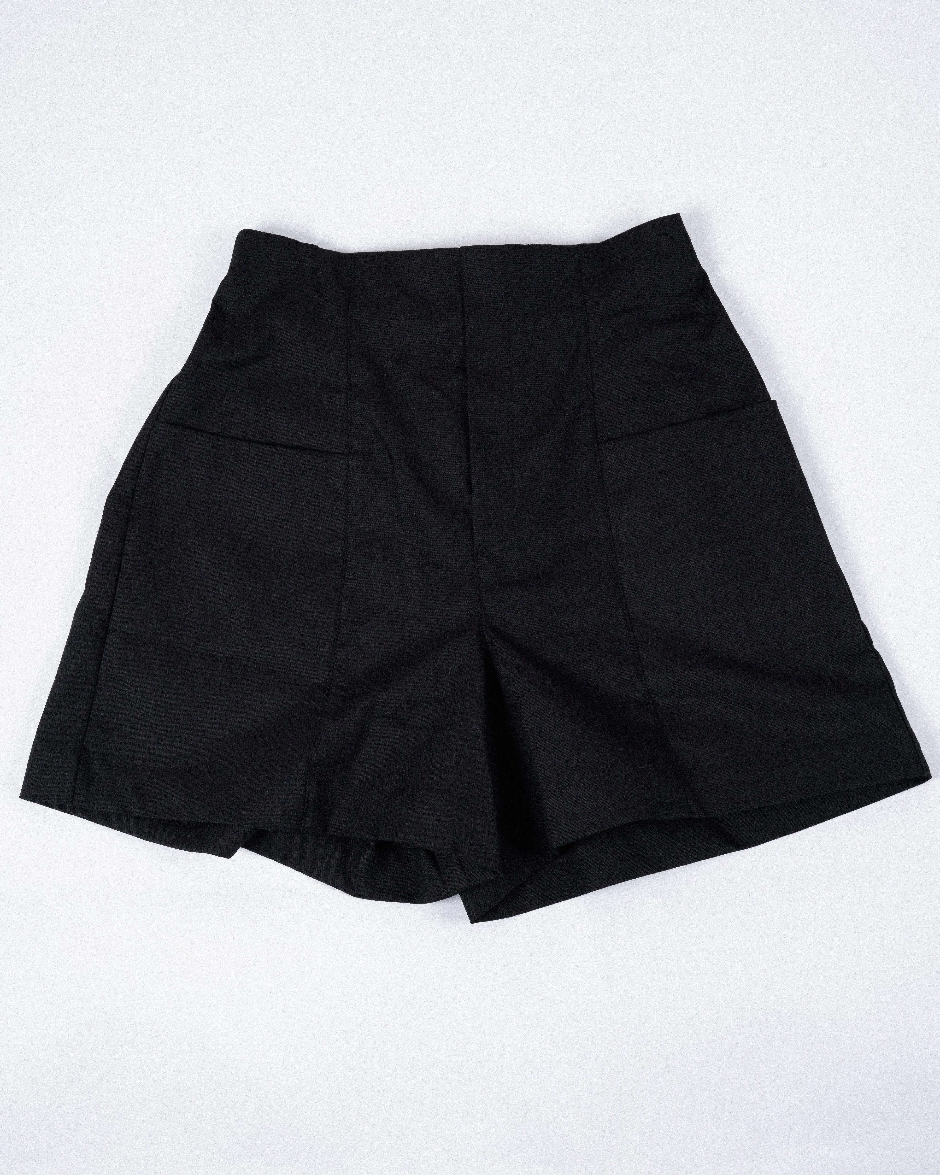 High Waist Side Pockets Shorts (Black)